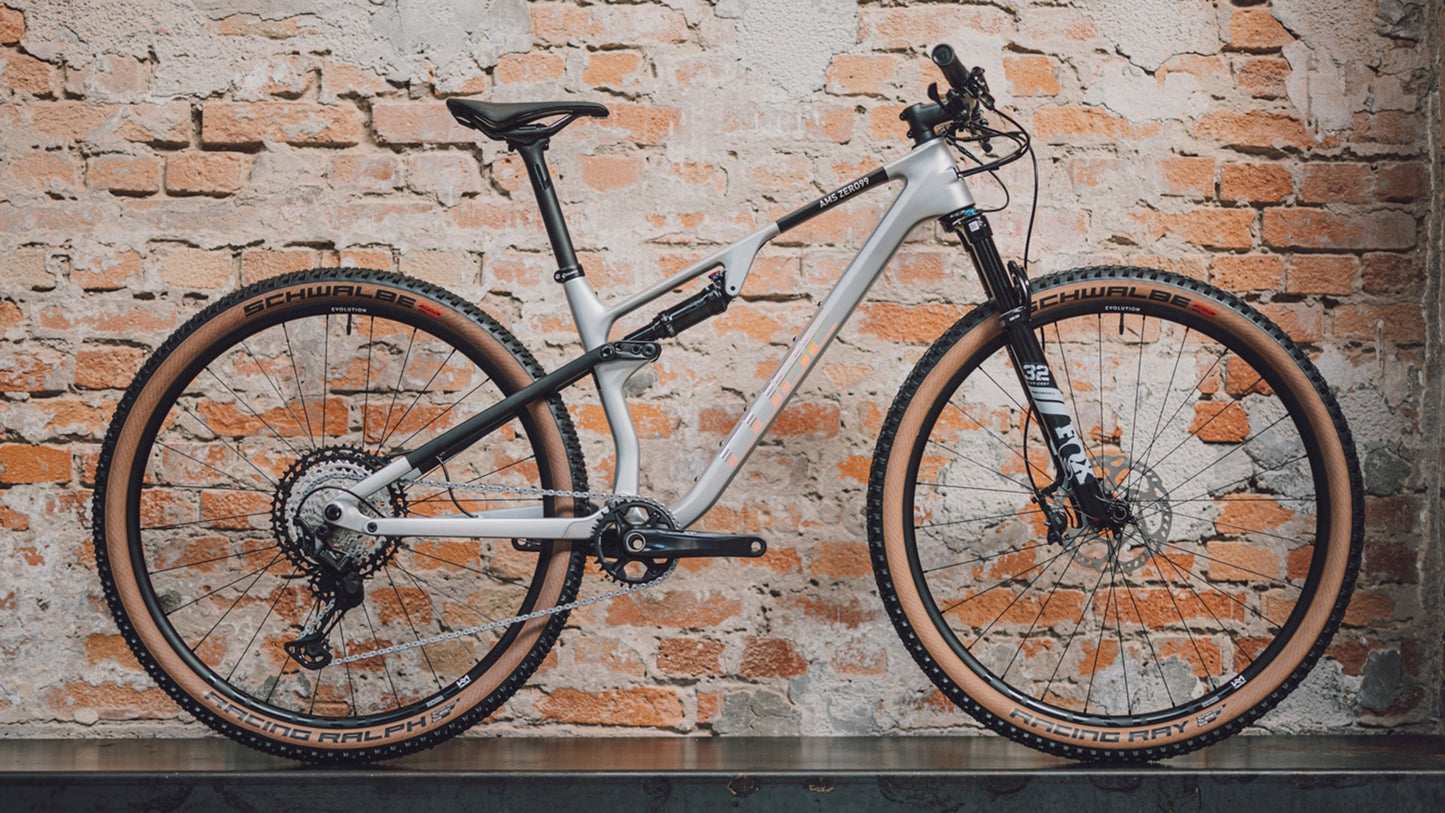 Cube AMS ZERO99 C:68X Race 29 silver´n´black (rittfulldemper)