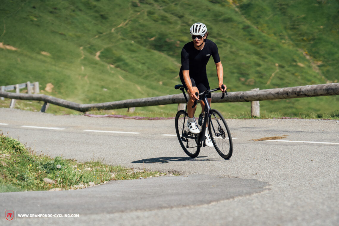Kupp: Orbea ORCA M30iLTD toppmodell - Di2, karbonhjul, wattmåler. 2025