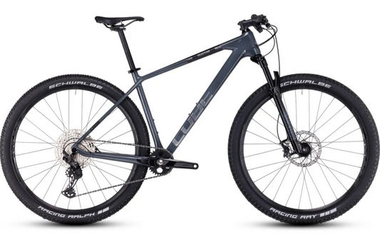 Cube Reaction C:62 Pro grey´n´metal, fullkarbon, supertilbud!