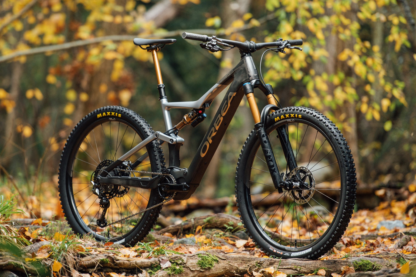 Orbea Rise M20. Superlett karbon EMTB. Crazy deal!