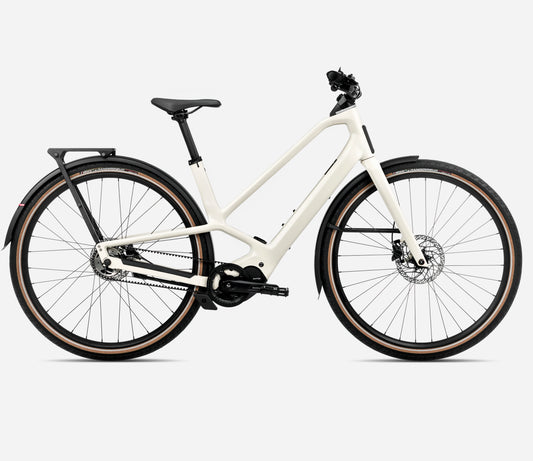 Ivory White (Gloss)