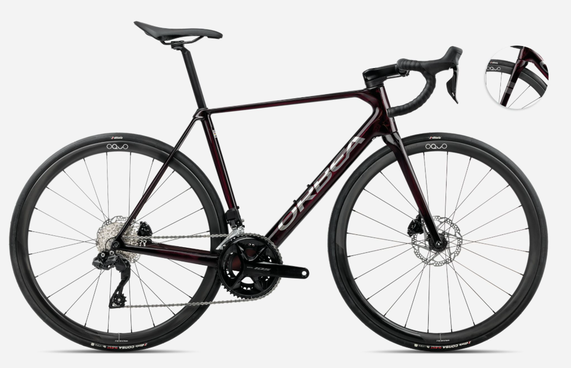 Kupptilbud: Orbea Orca M35i Di2 2025, elektriske gir og karbonhjulsett