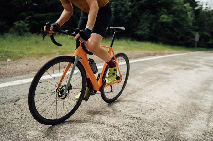 Overliggerkupp toppmodell! Orbea Orca M21eLTD - Unik farge!